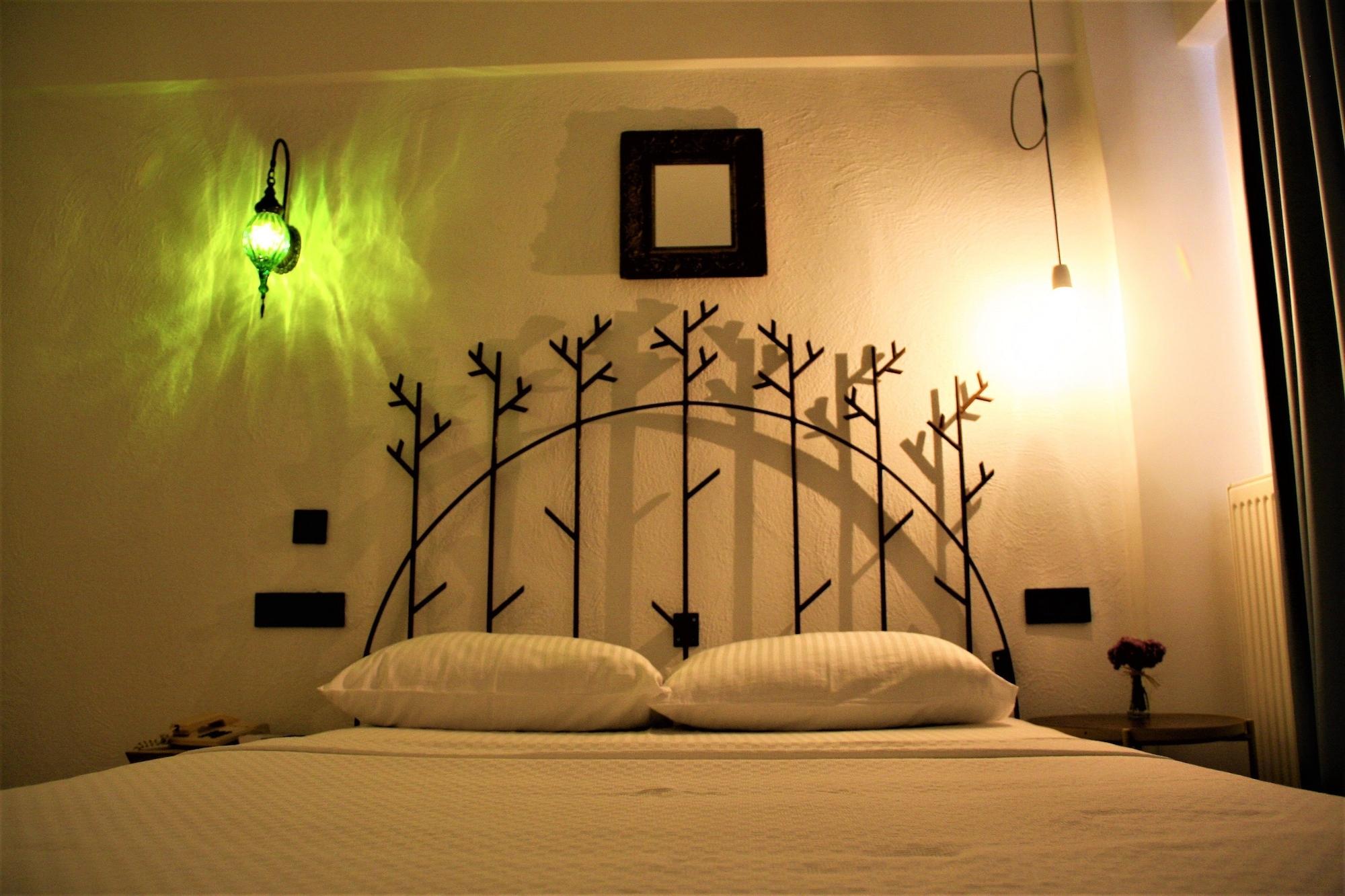 Amphora Hotel