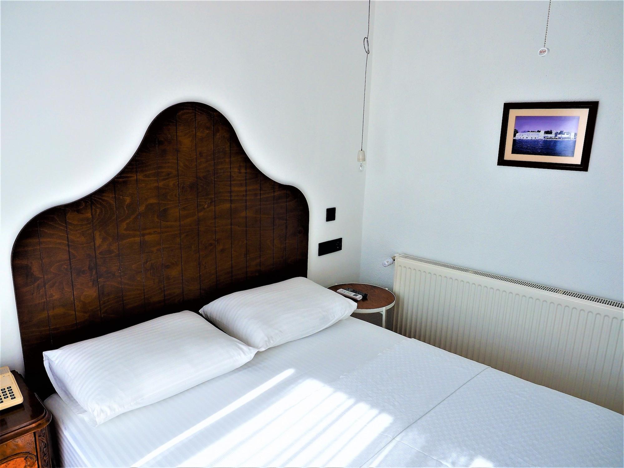 Amphora Hotel Foca