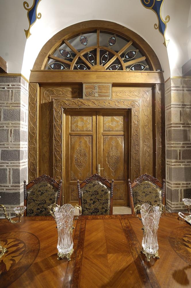 Hotel Kanuni Kervansaray Historical 5*
