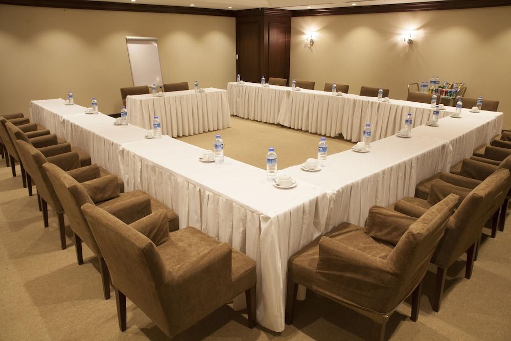Nova Plaza Taksim Square 4*