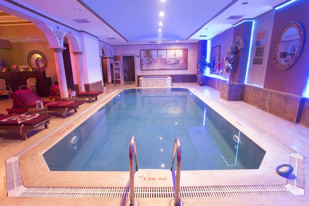 Nova Plaza Taksim Square 4*