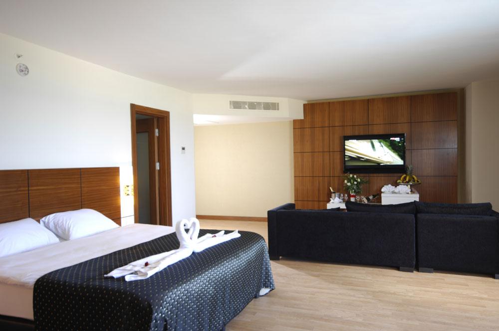 Hotel Seaden Sea World & 5*