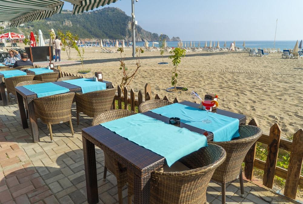 Azak Alanya