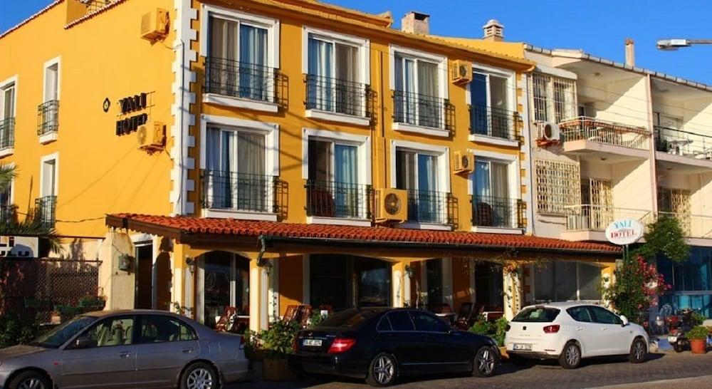 Yali Hotel