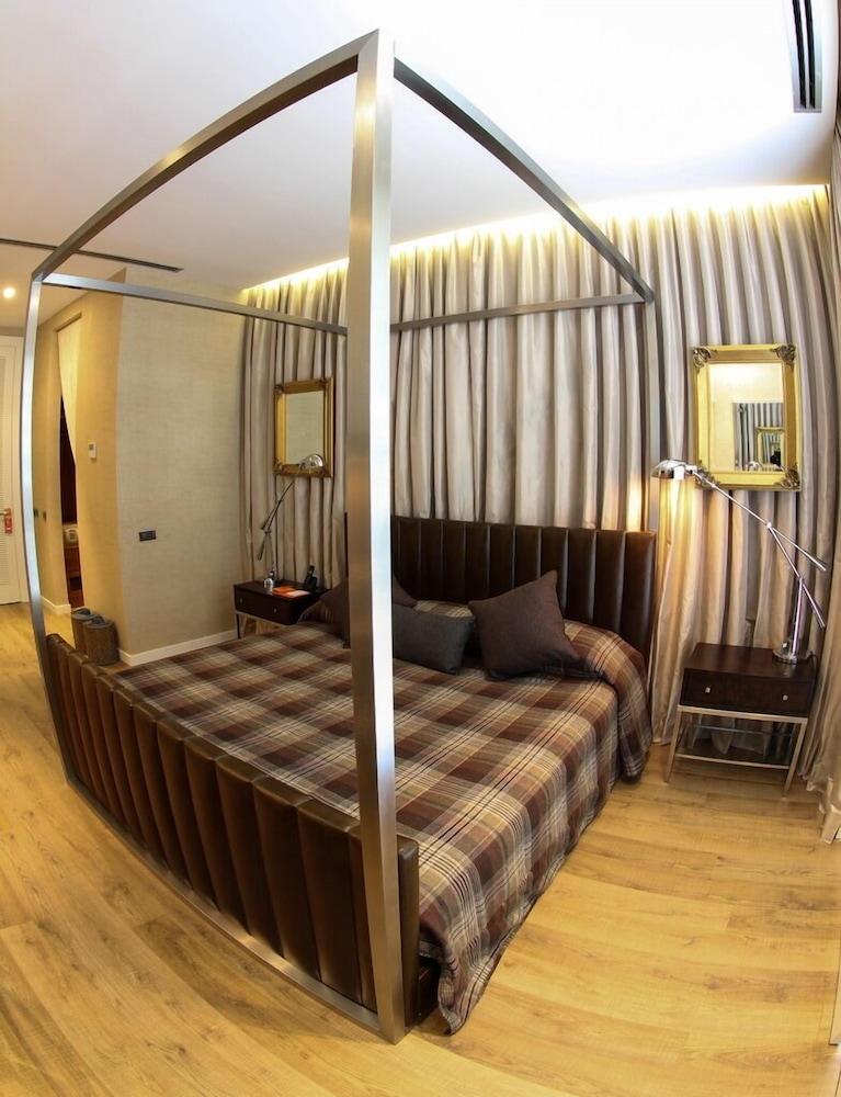 Elegance International Marmaris