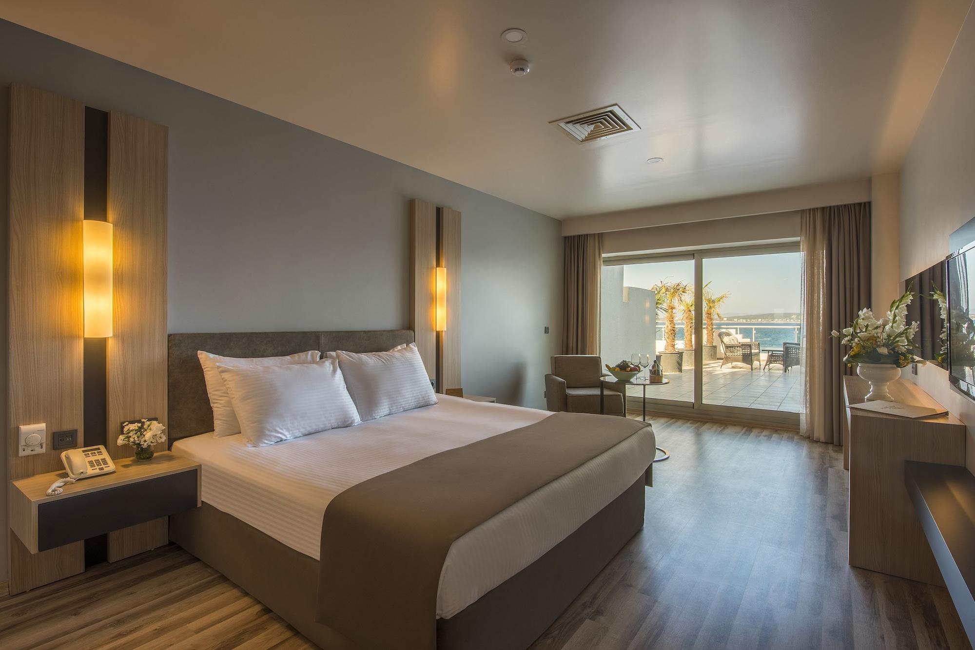 Altin Yunus & - 5* Cesme