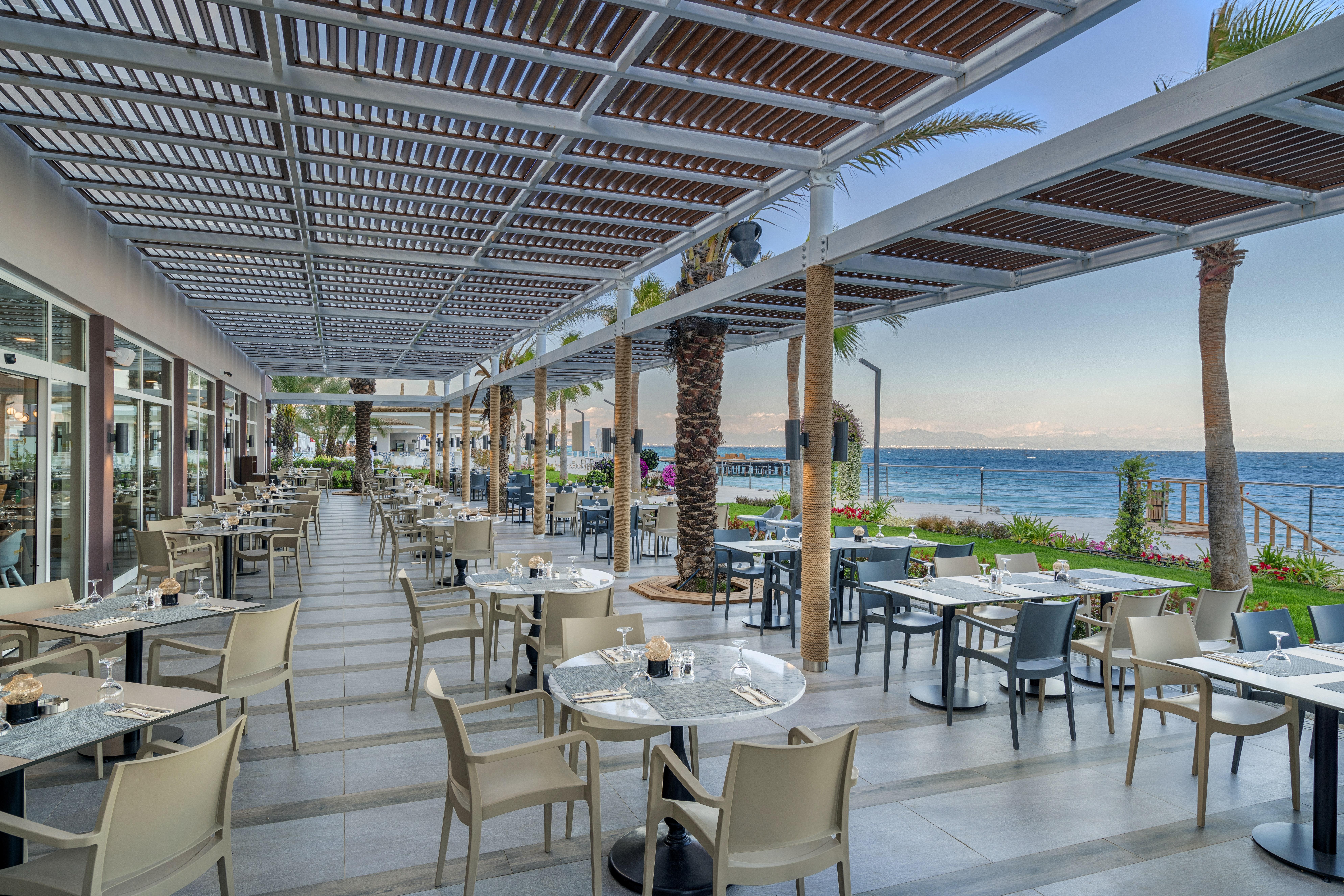 Corendon Playa Kemer Resort 5*