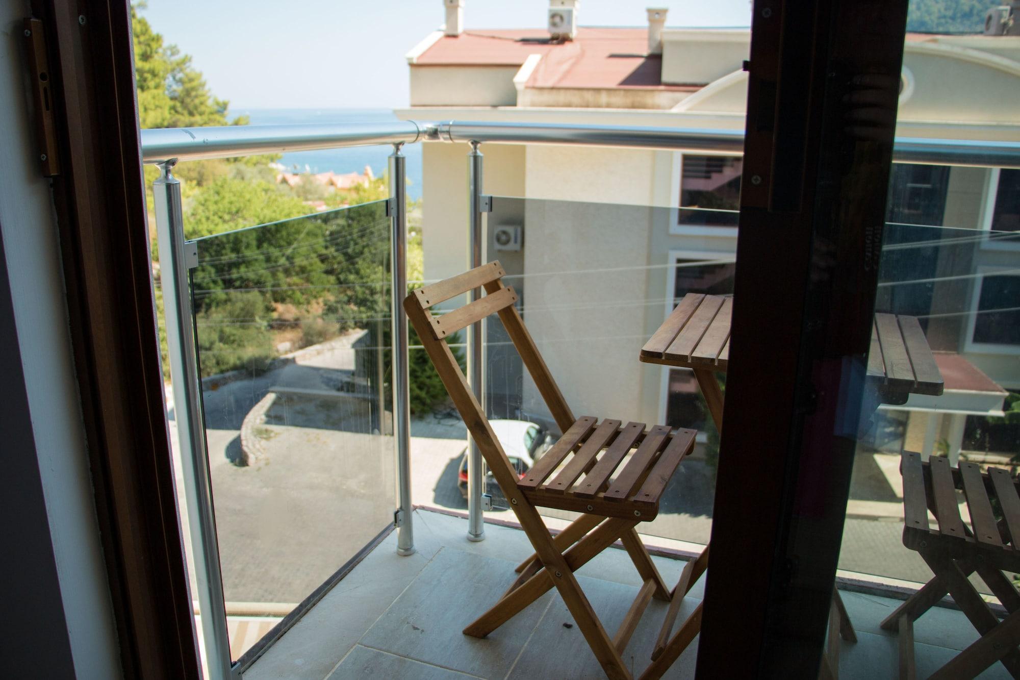Eden Pyara Hotel
