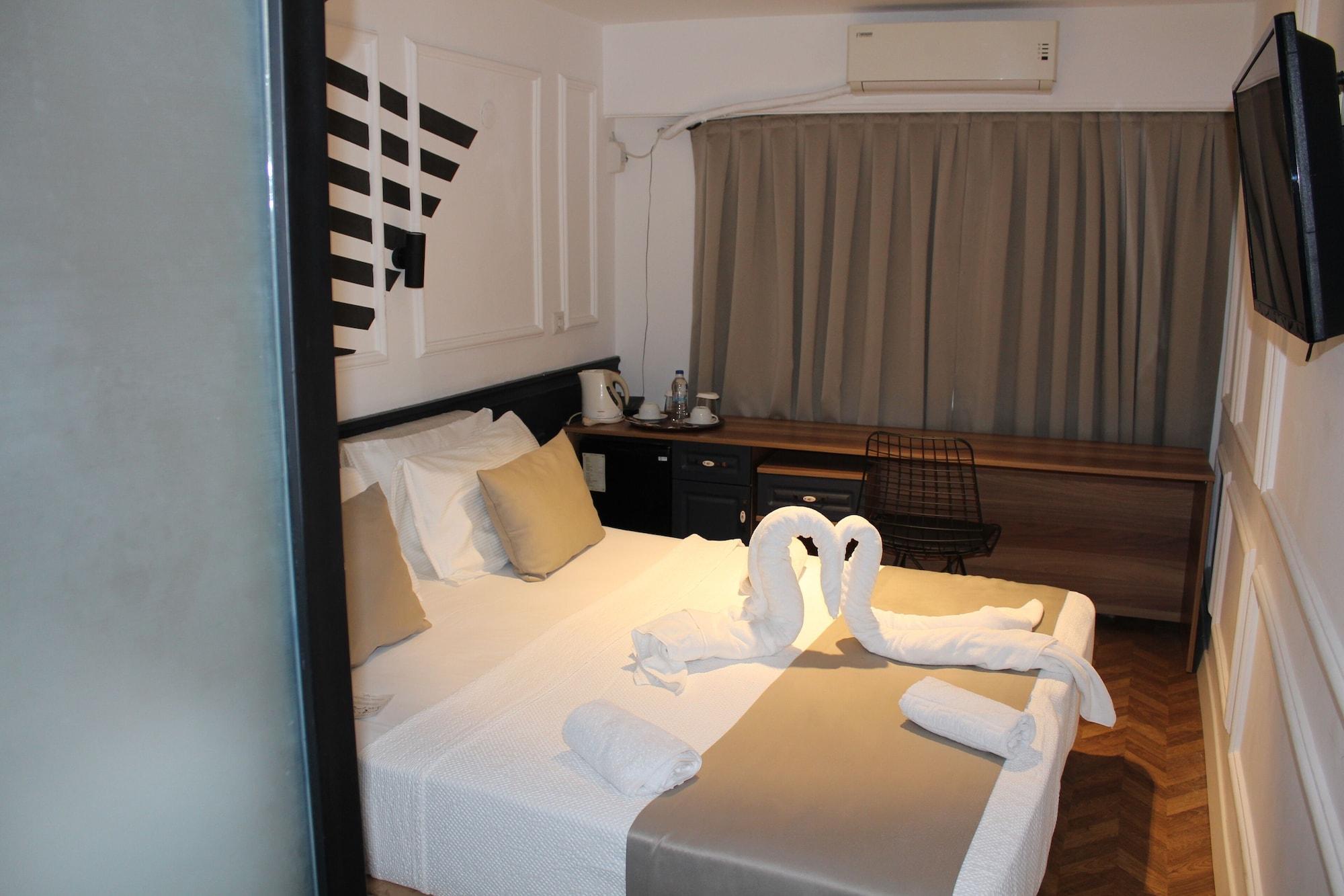 Elan Pera Hotel 3*