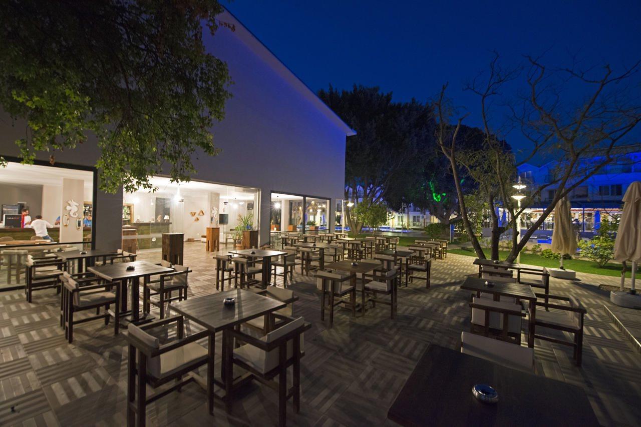 Grand Emir & Hotel 3*