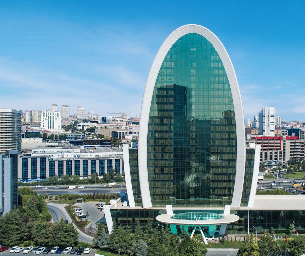 Elite World Grand Basin Ekspres Hotel 5*