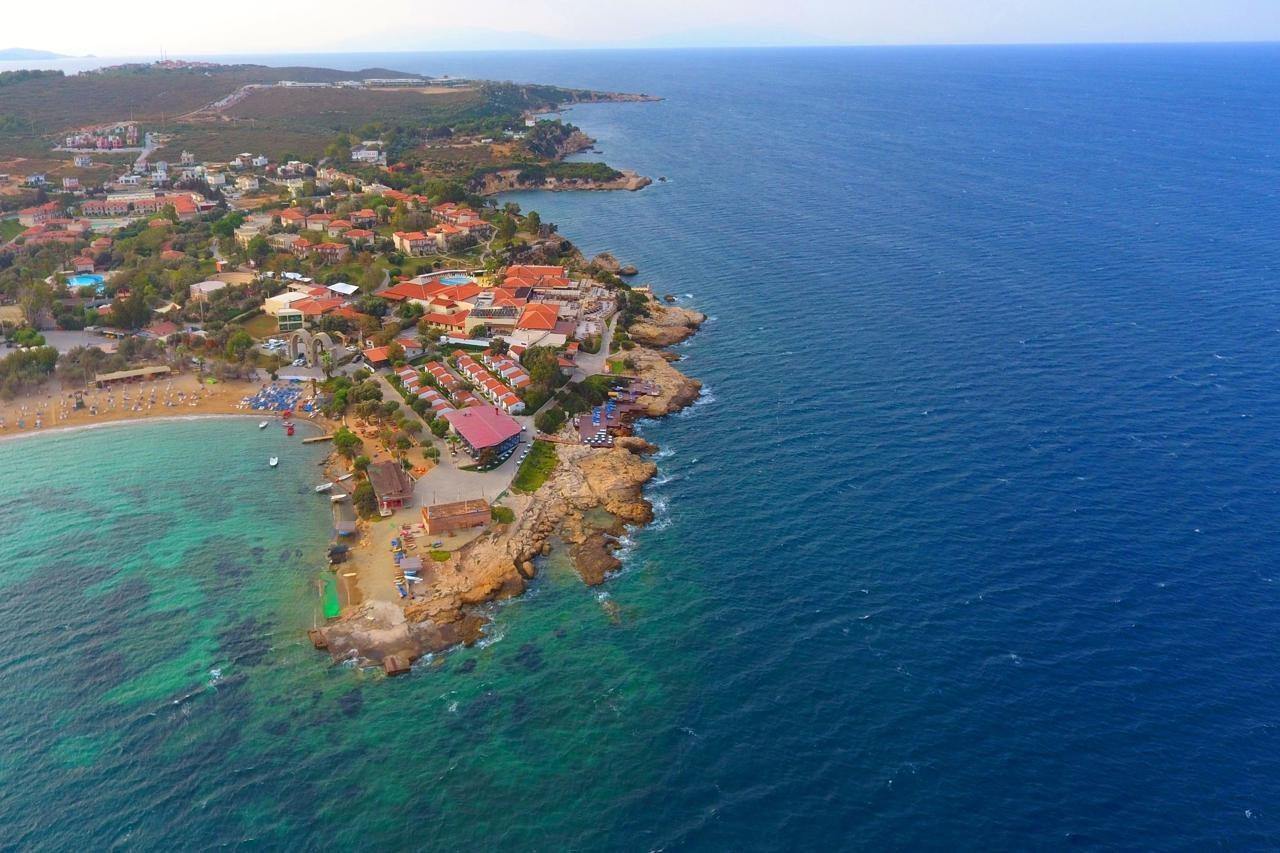 Maya Bistro & Hotel