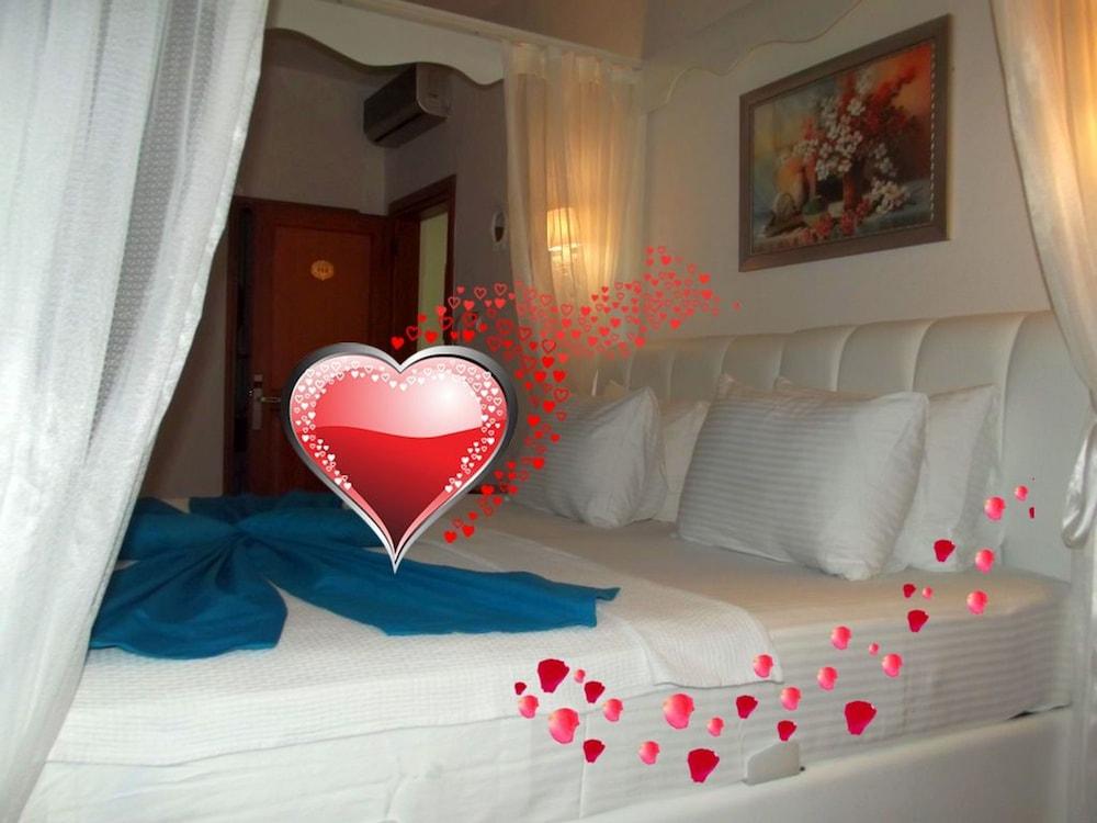 Hotel Mavi Inci Park 3*