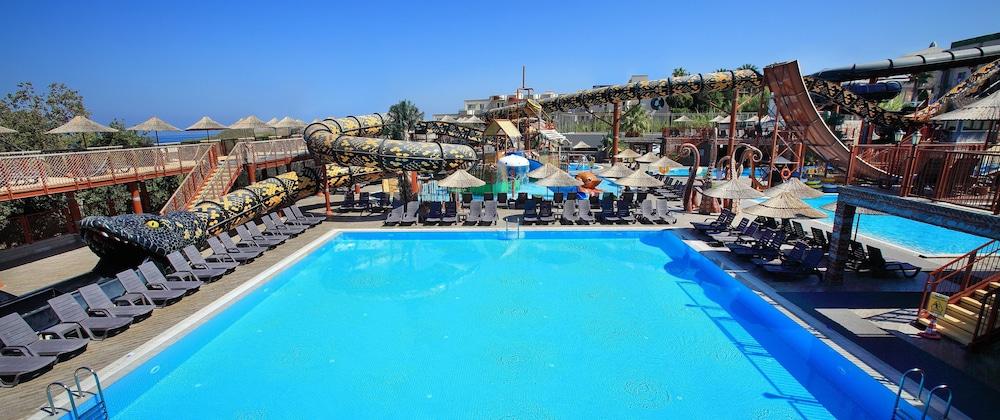 Cactus Mirage Family Club Yalikavak