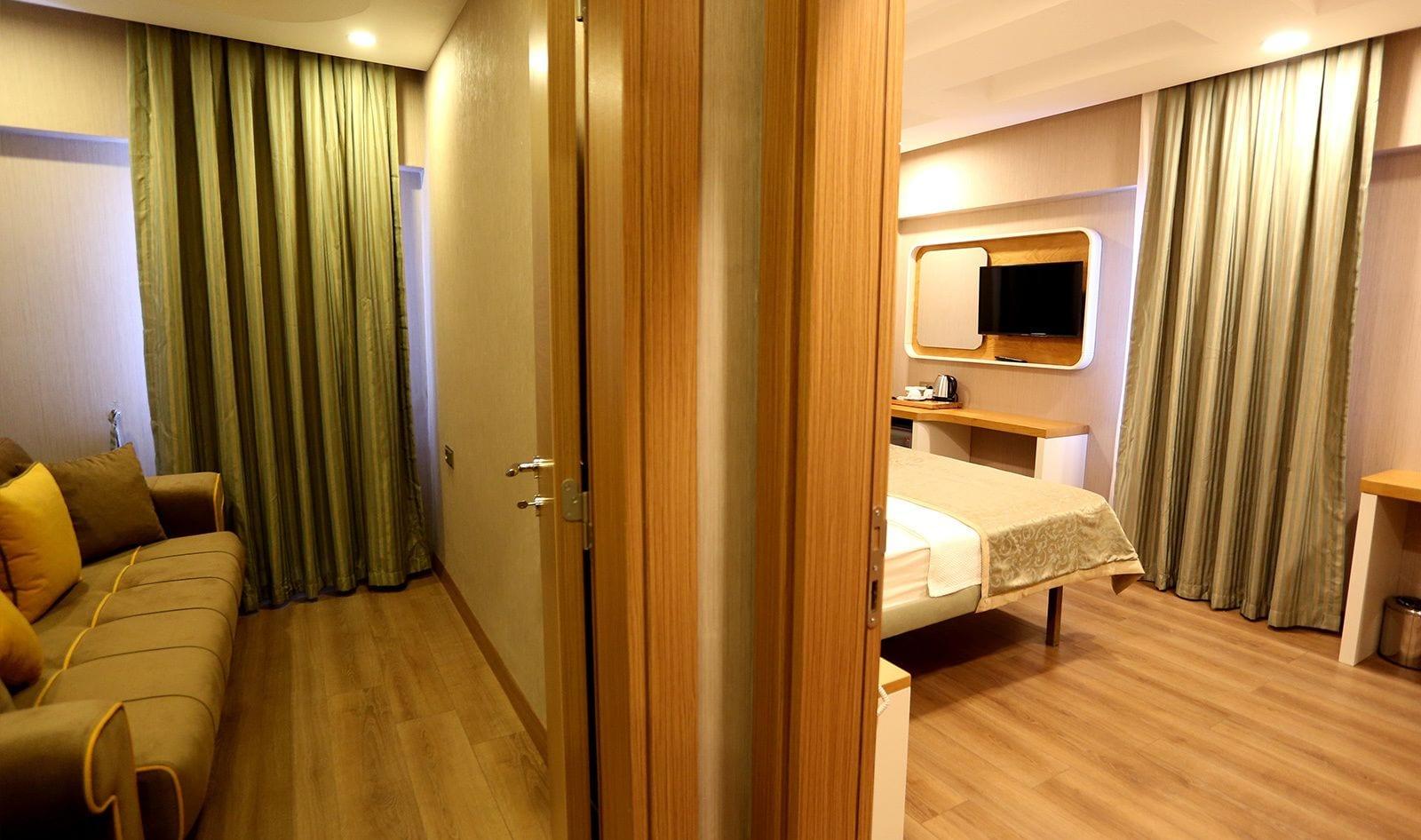 Life Corner Izmir