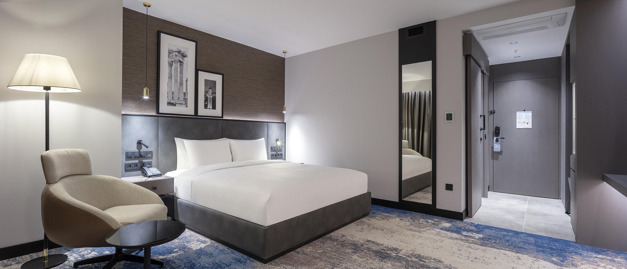 Radisson Aliaga Hotel