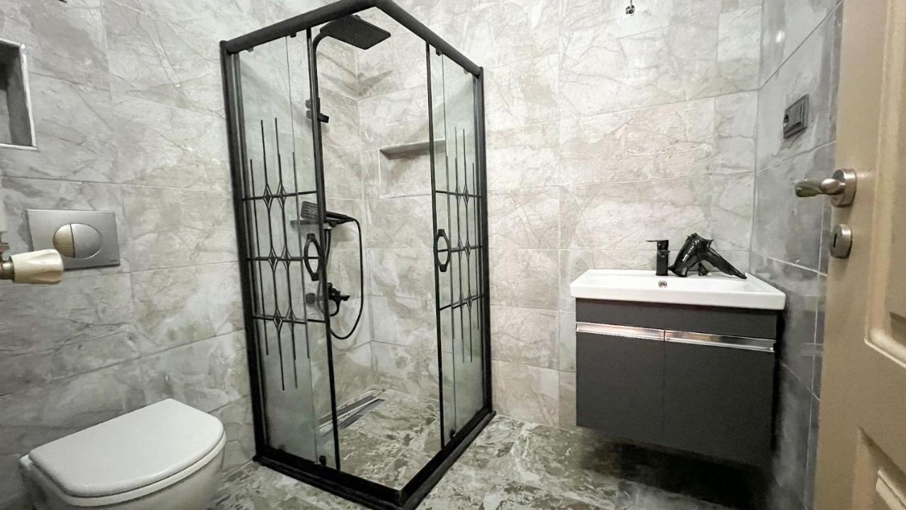 Mila Aparthotel