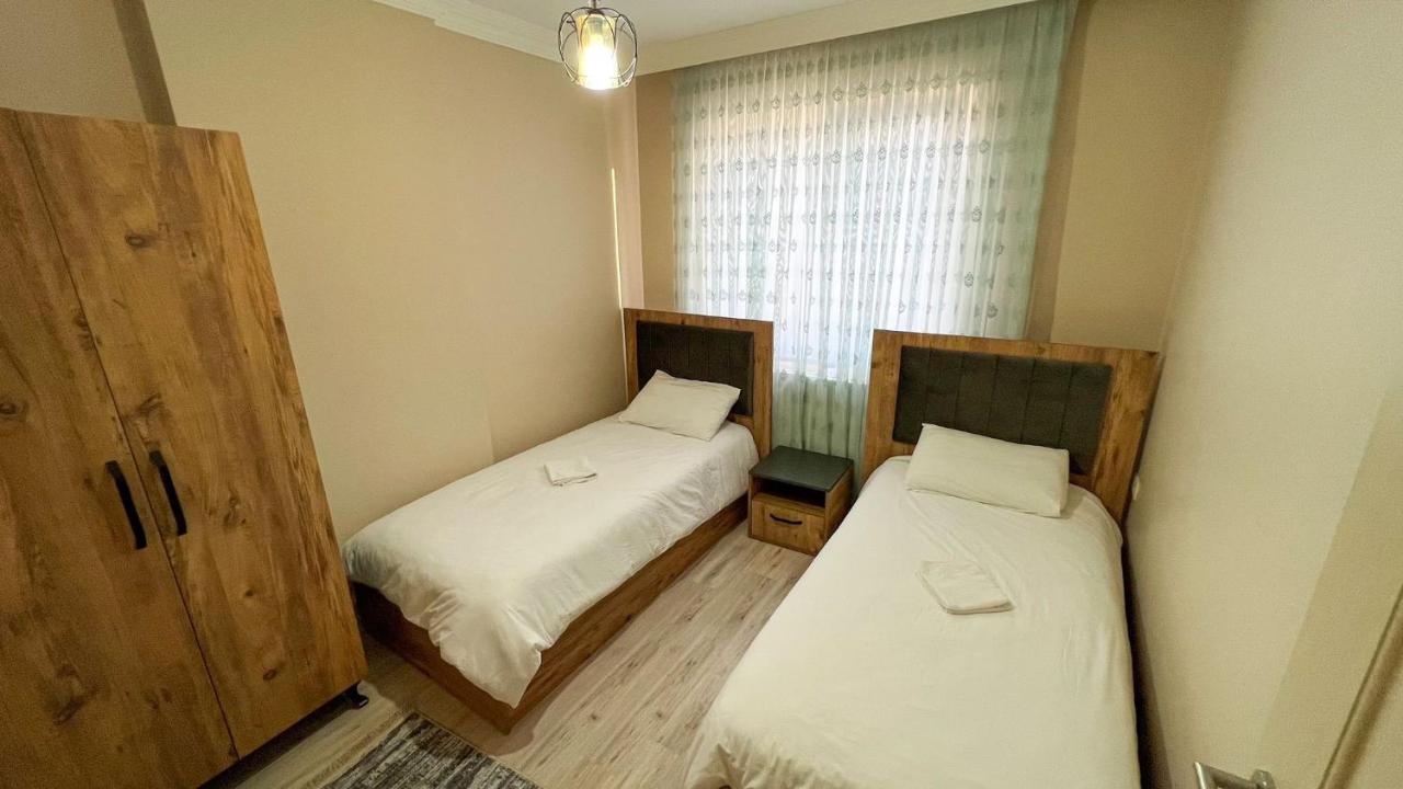 Mila Aparthotel *
