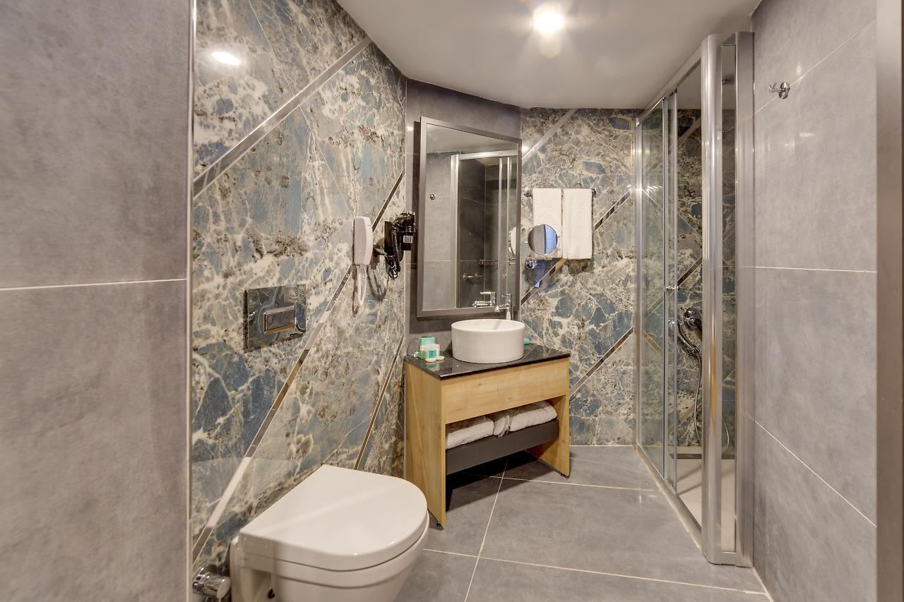 Signature Blue 5* Kusadasi