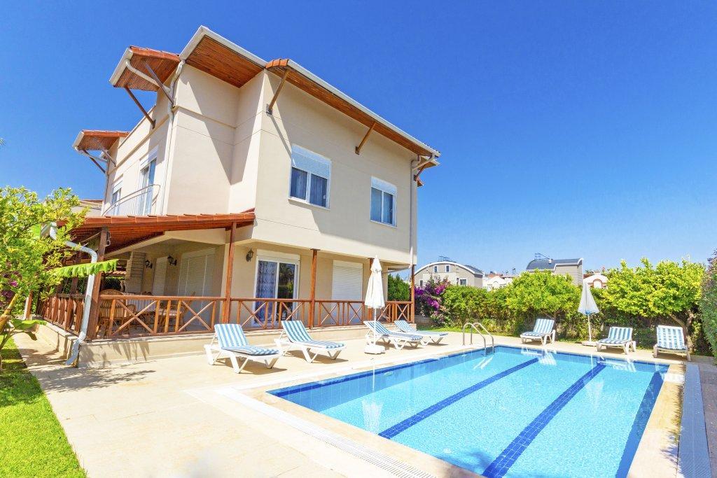 Paradise Town Alison Villa