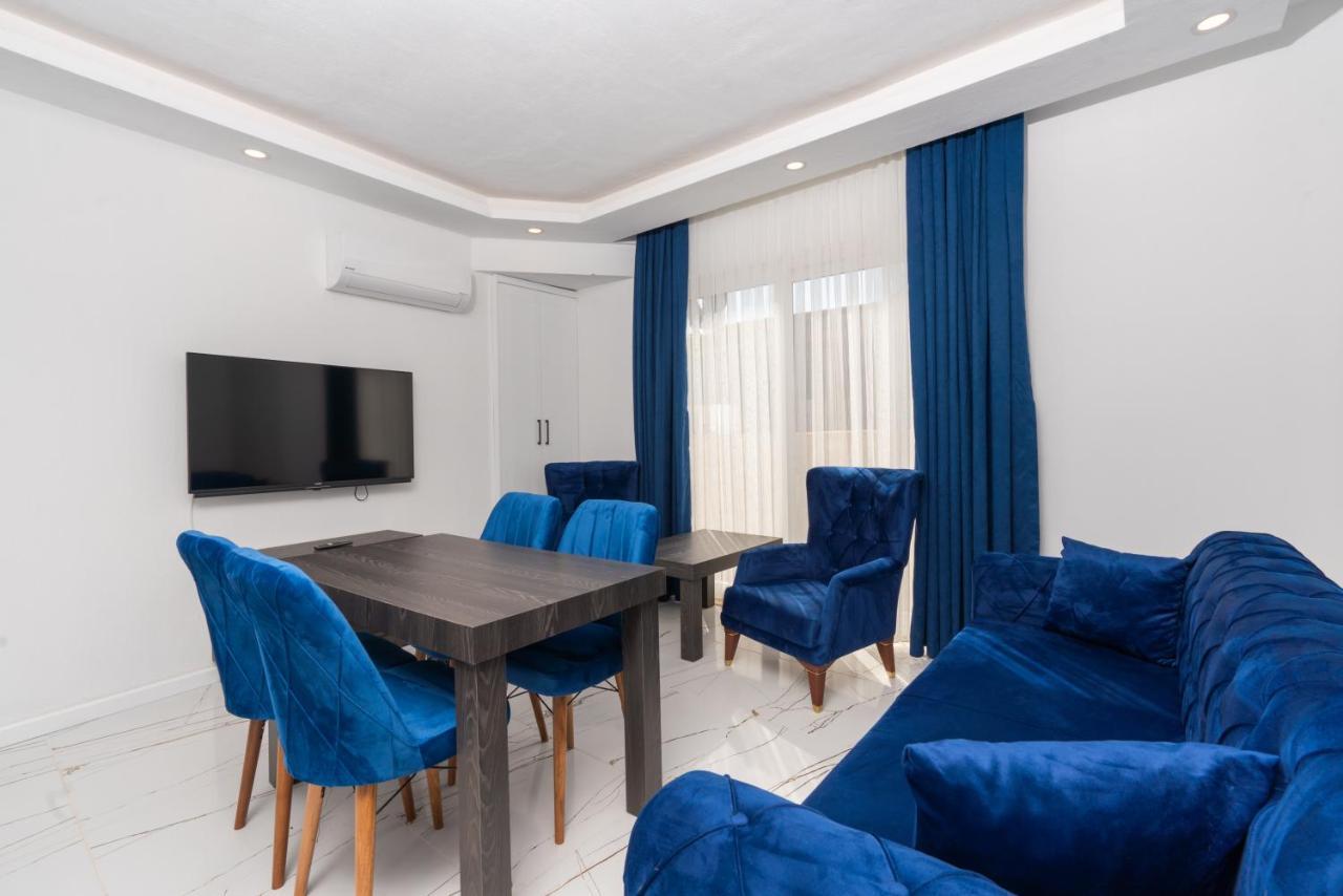 Aparthotel Tayla *