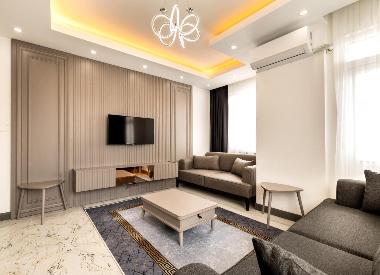 Selia Aparthotel *