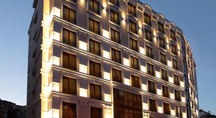 Dora Hotel