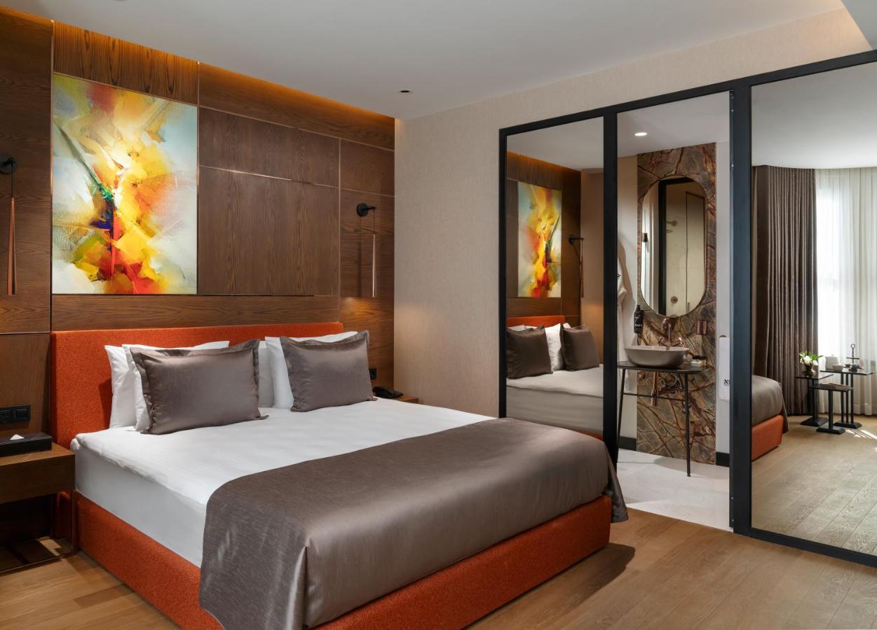 Nex Center Hotel