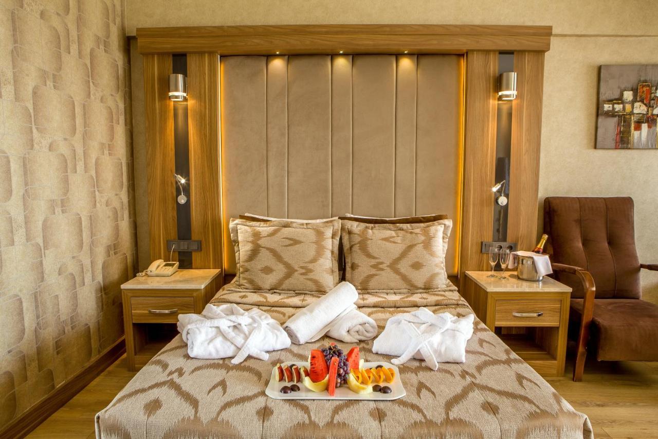 Laur Experience & Elegance Resort 5*