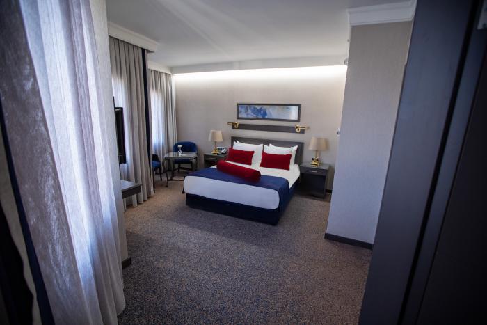 Grand Cevahir Convention Center 5*