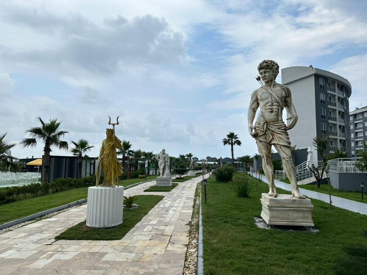 Jura Lara Hotel *