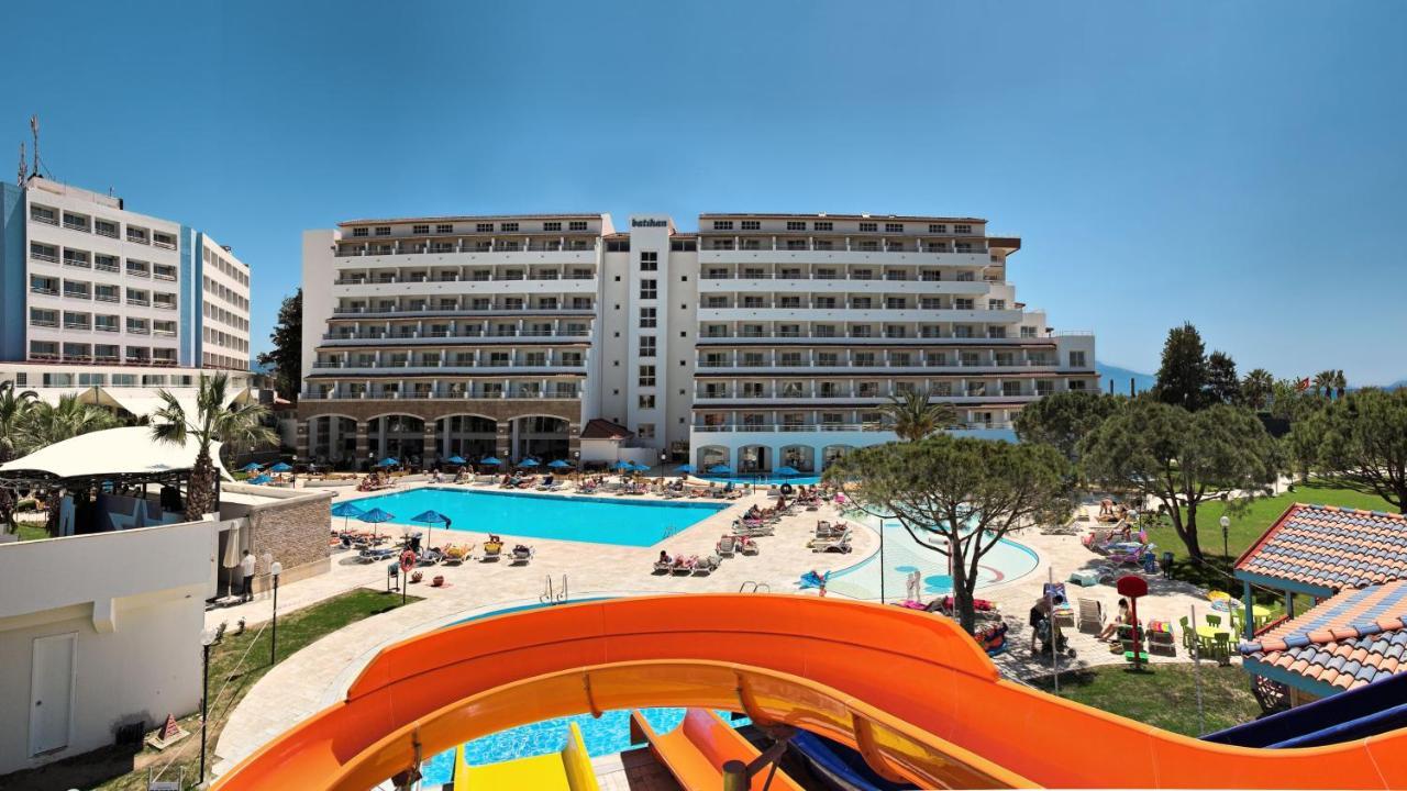 Batihan & Resort 4*