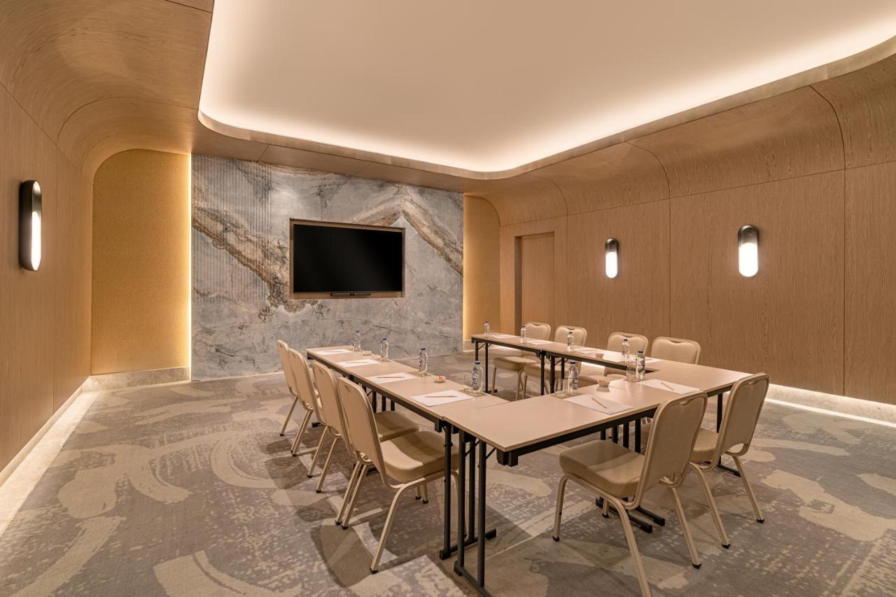 Hotel Swissotel And 5*