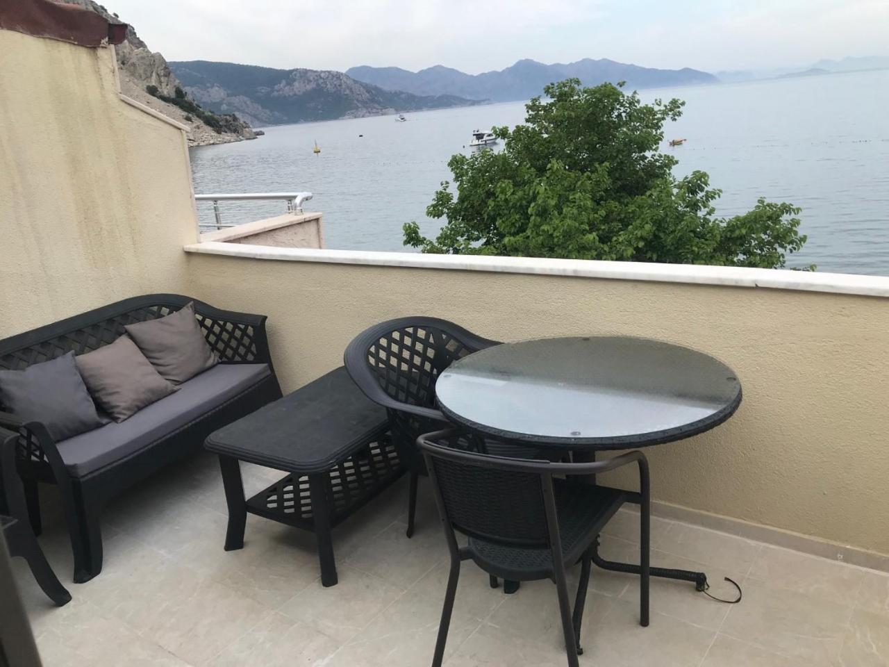 Can Apartments