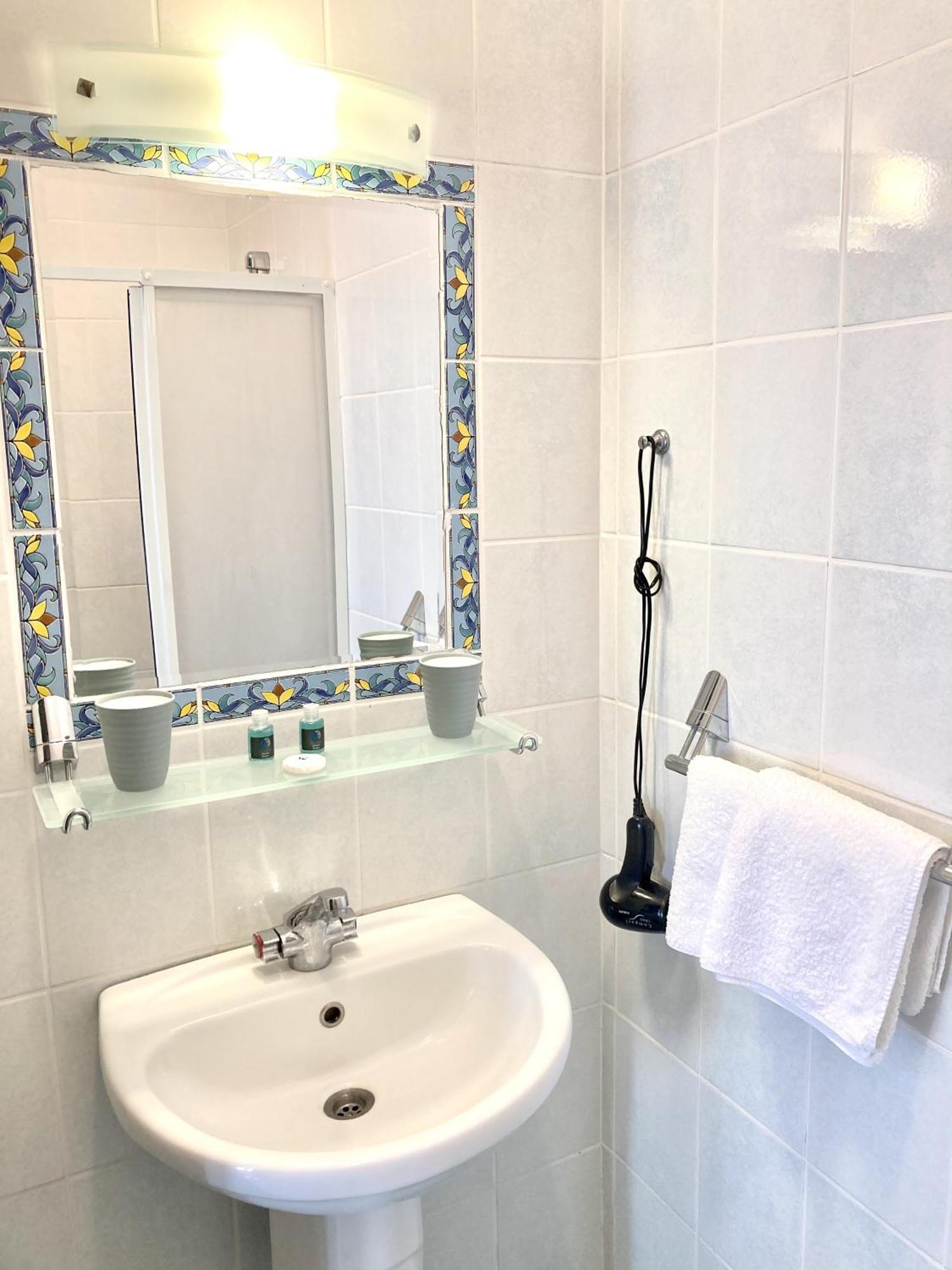 Hotel Tokur 3*