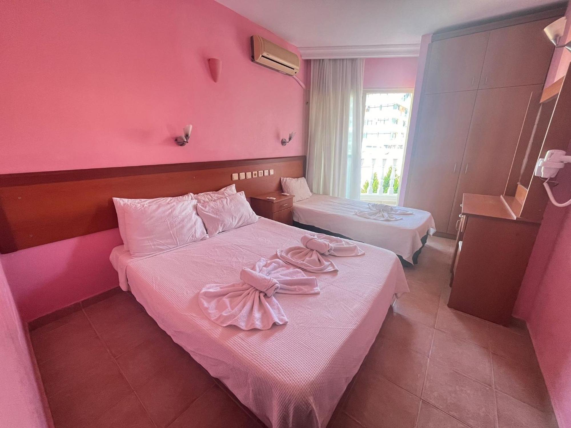 50 Meters To Beach, Sea View Aparthotel *