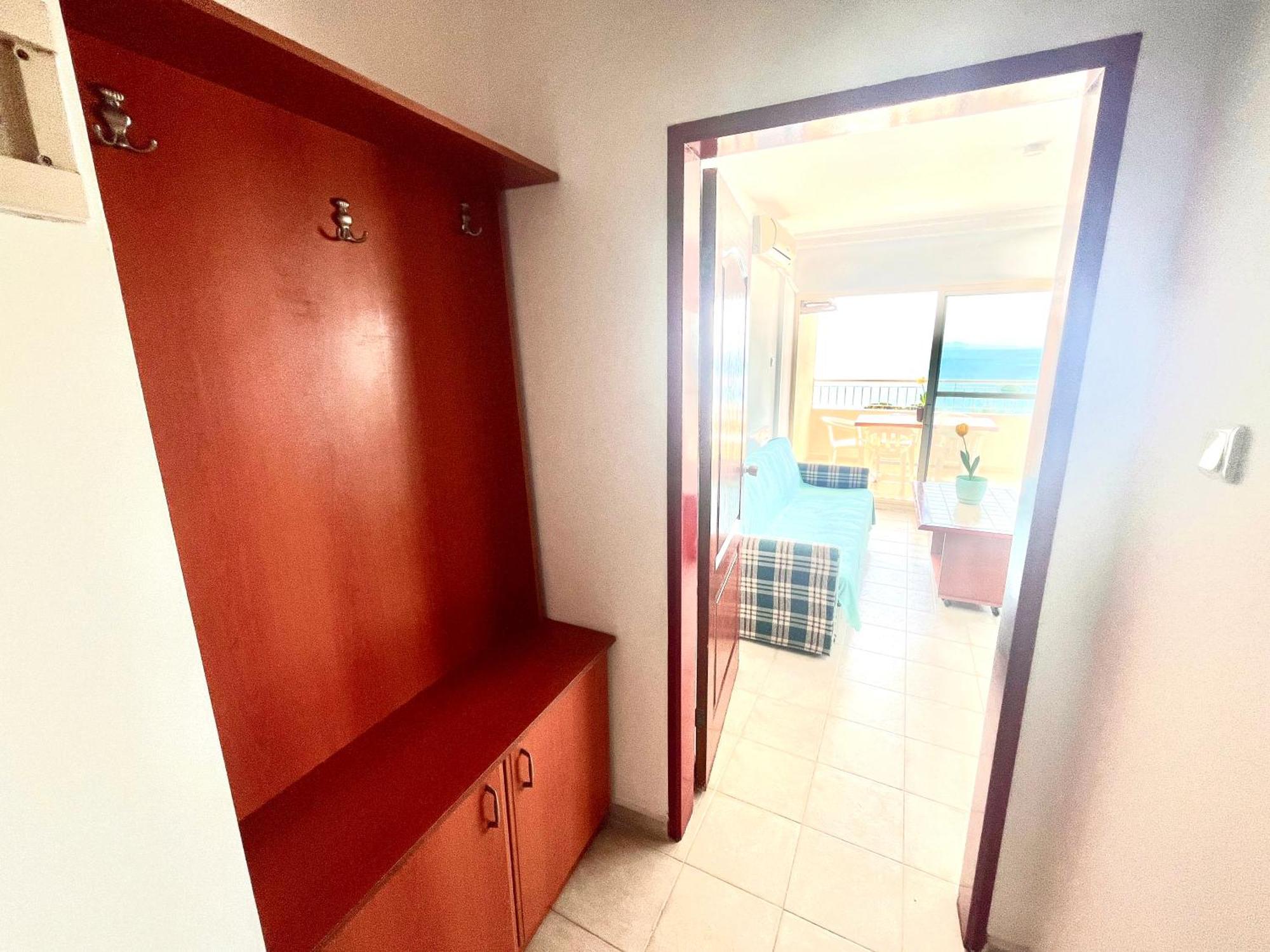 50 Meters To Beach, Sea View Aparthotel