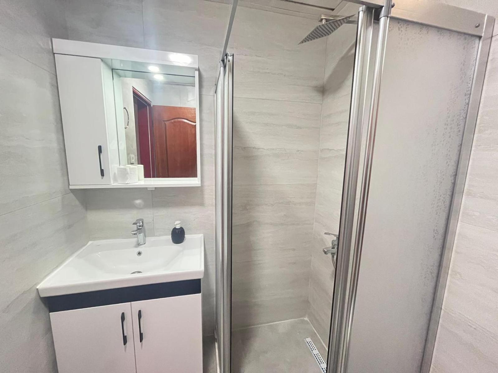 50 Meters To Beach, Sea View Aparthotel Didim