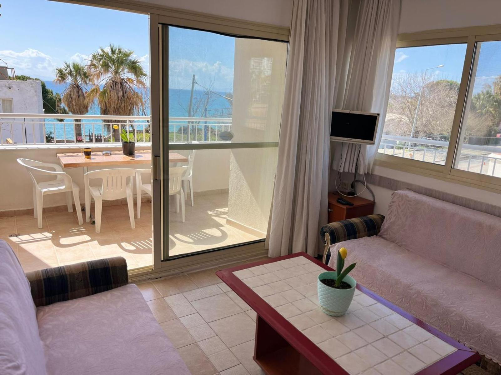 Aparthotel 50 Meters To Beach, Sea View *