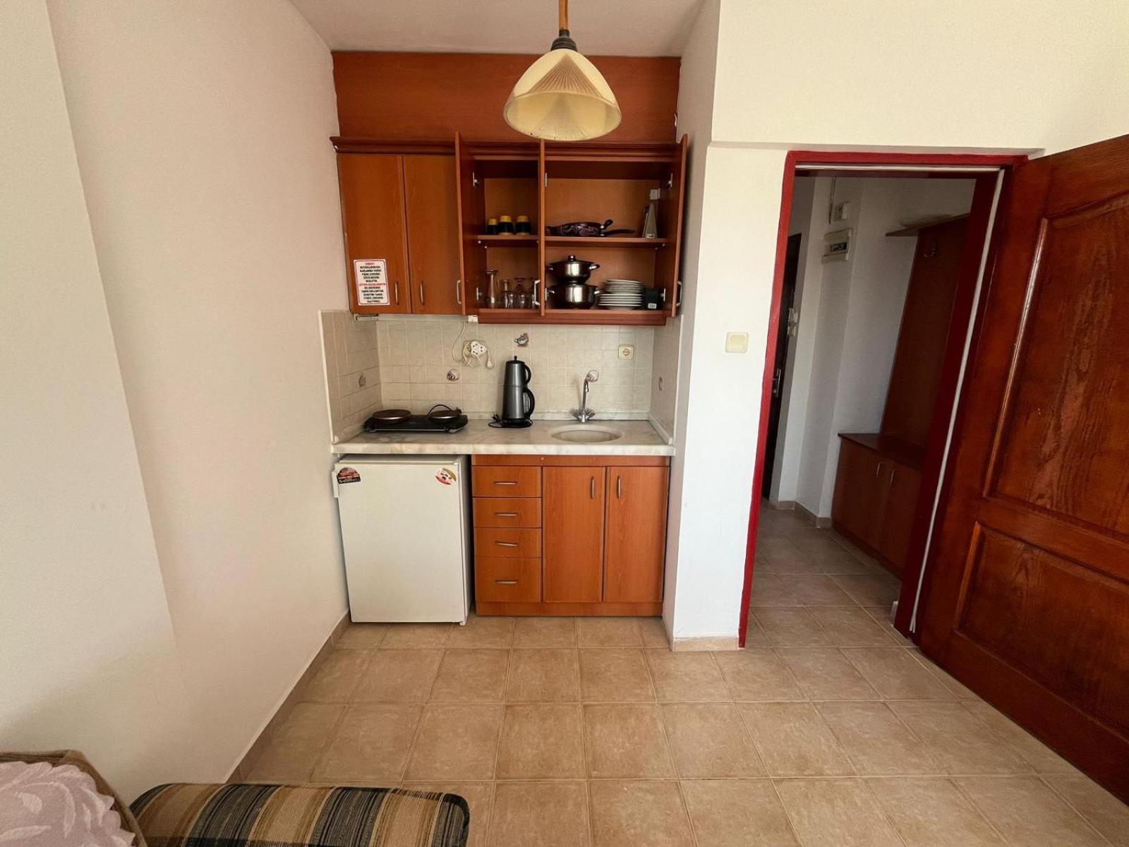 50 Meters To Beach, Sea View Aparthotel