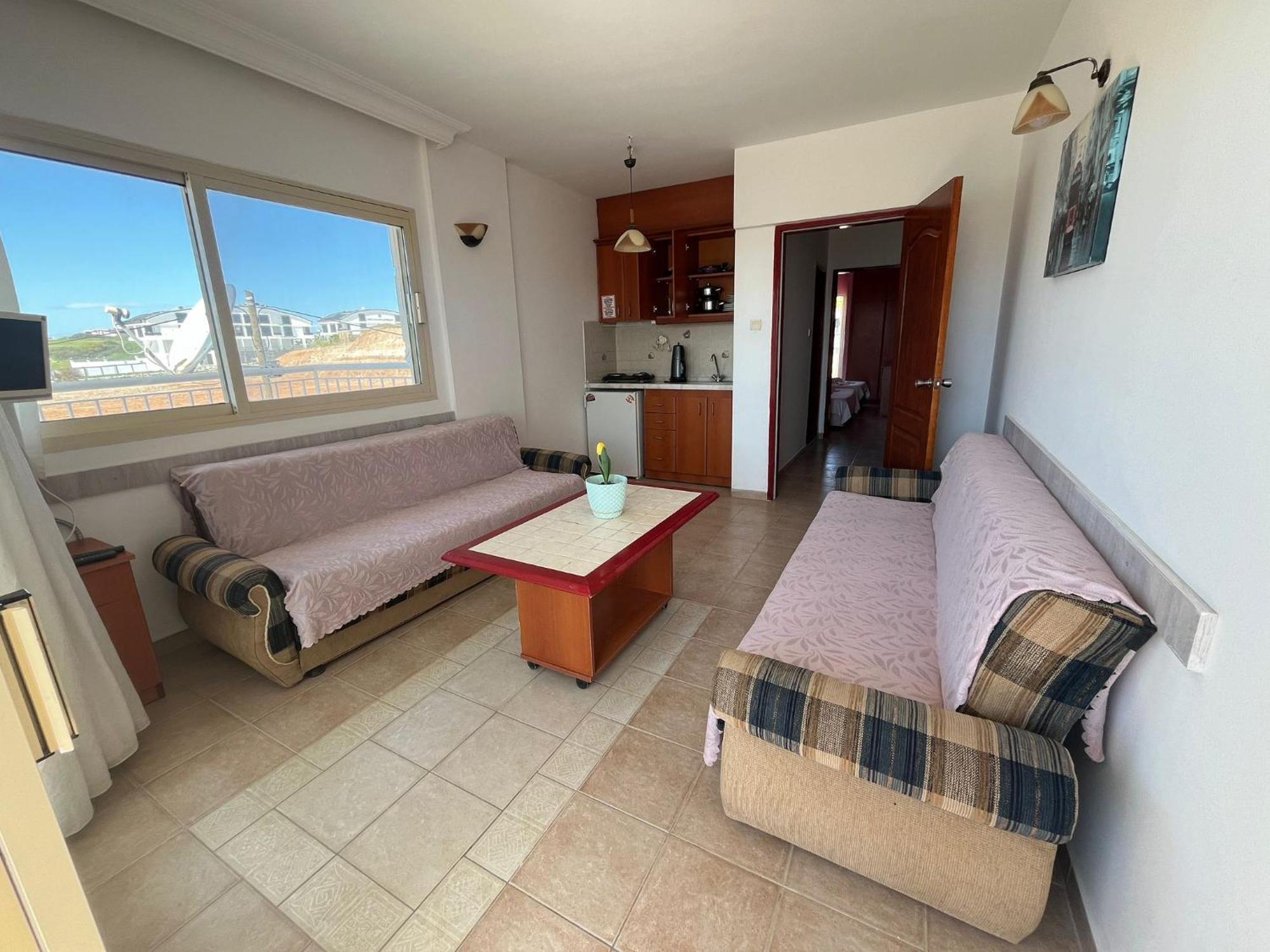 Aparthotel 50 Meters To Beach, Sea View