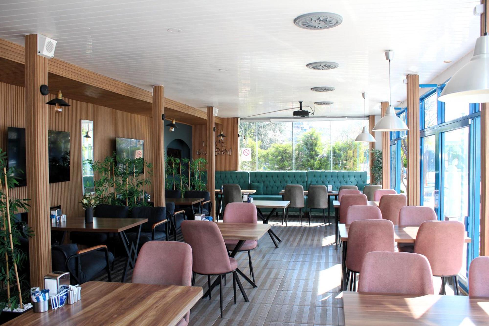 Mavi & Restaurant 2*