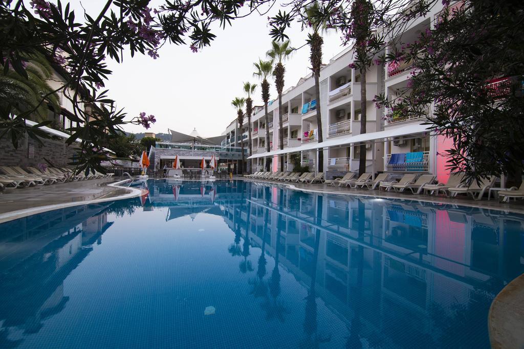Mirage World Hotel Icmeler