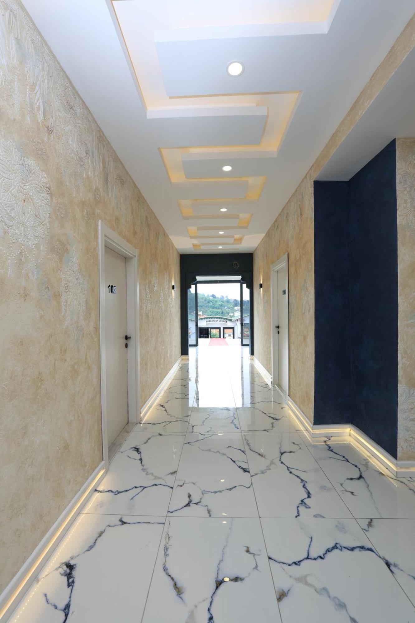 Aparthotel Perla Blanca