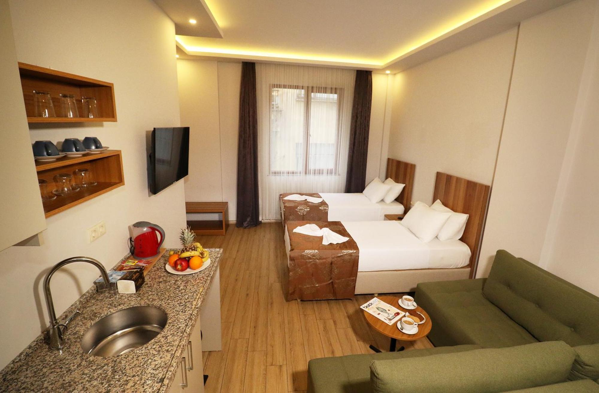 Almircan Hotel