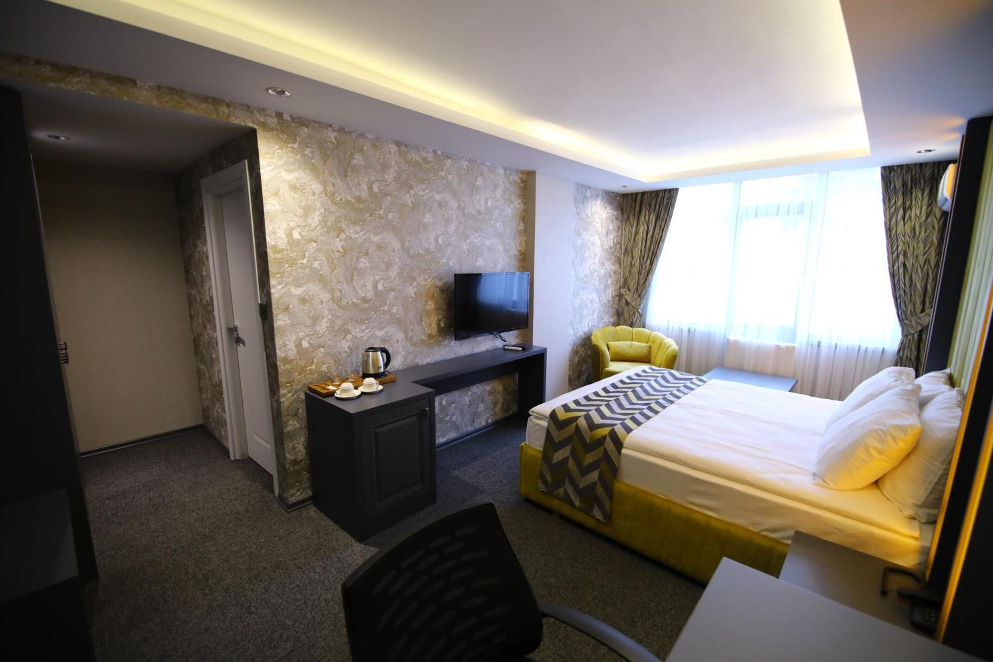 Grand Dora Hotel 3*