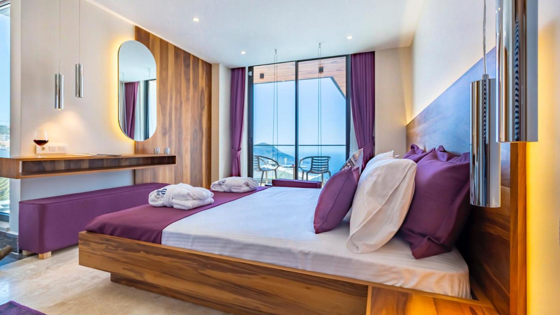Phi With Heated Indoor Pool Villa