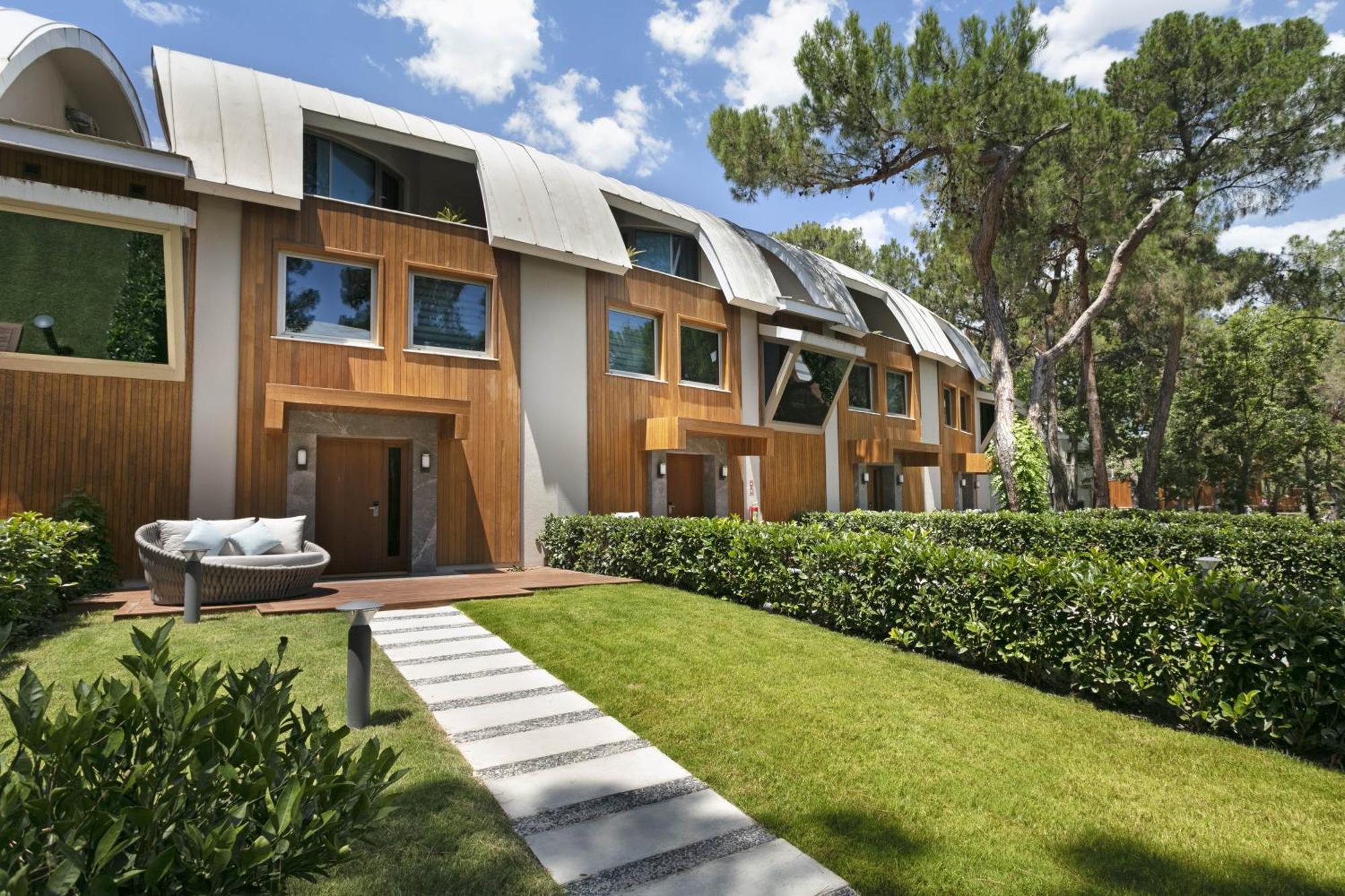 Rixos Sungate - The Land Of Legends Access Resort 5*