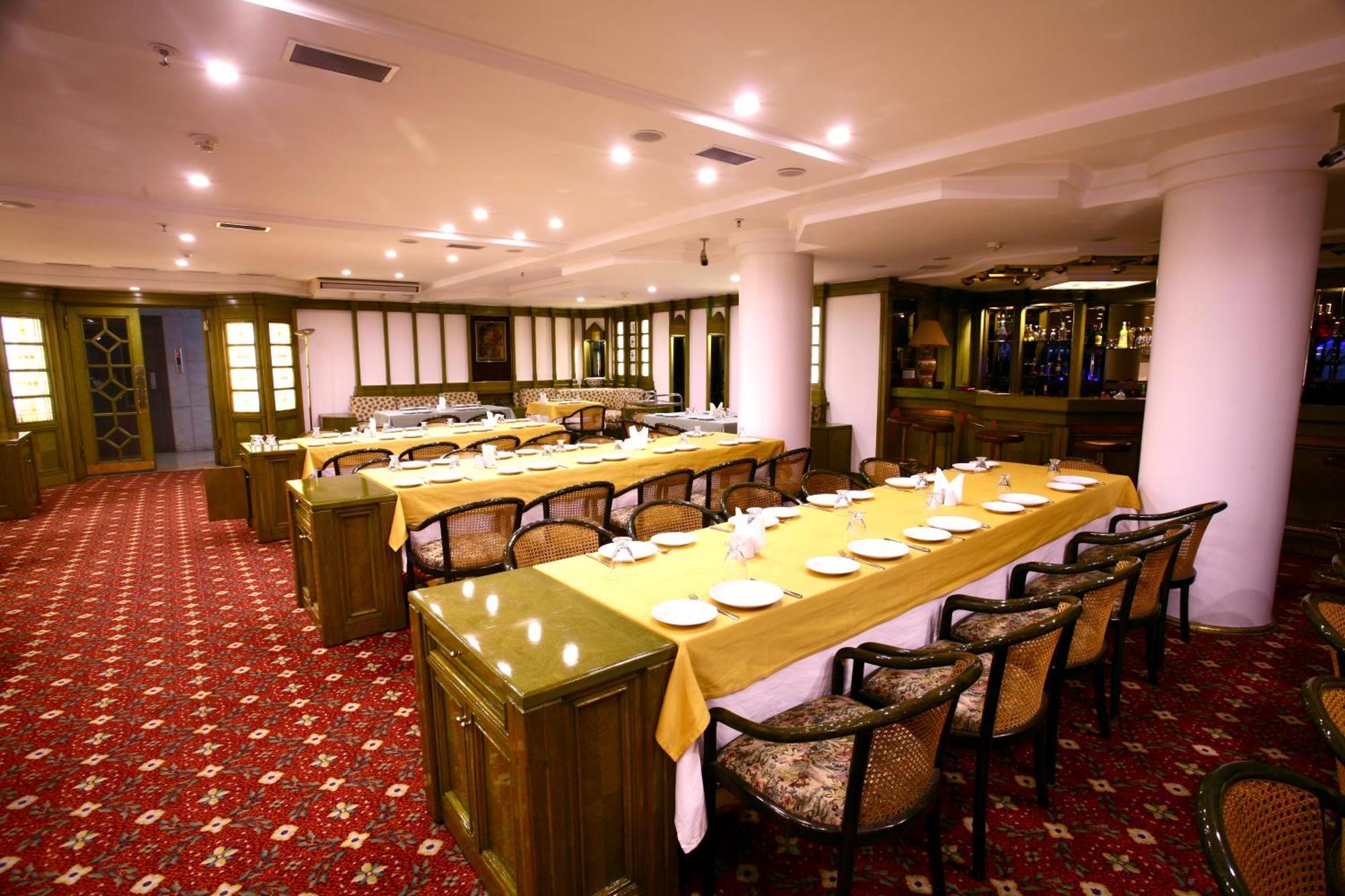 Hotel Royal 4*