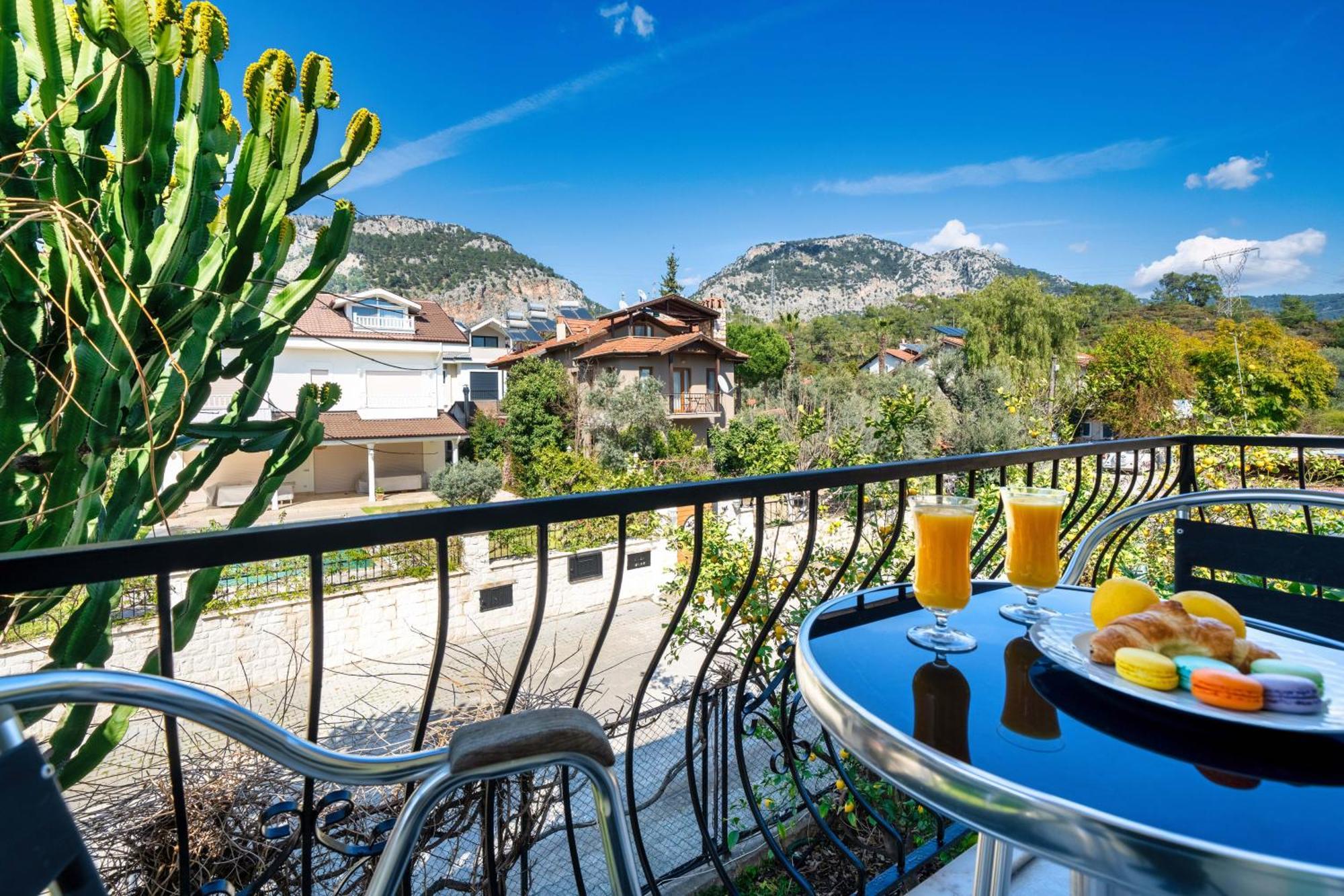 Dedeminn Garden Hotel